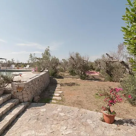 Trullo Ilario Con Piscina Torre Suda