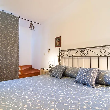Trullo Ilario Con Piscina *